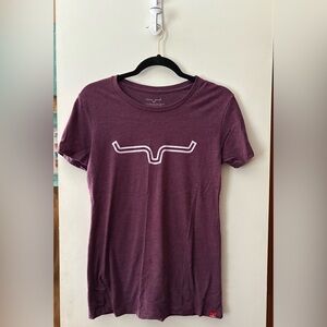 Kimes Ranch Purple/Burgundy Women’s Short Sleeve Tee size Medium